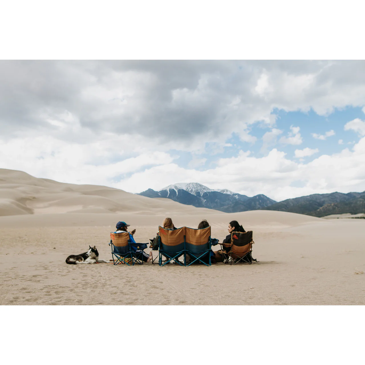 Low Loveseat - Image 15